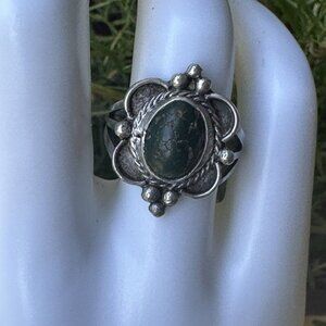 Vintage Navajo Ring Size 6.25 Blooming Flower‎ Green Turquoise 925 Sterling 4.4g